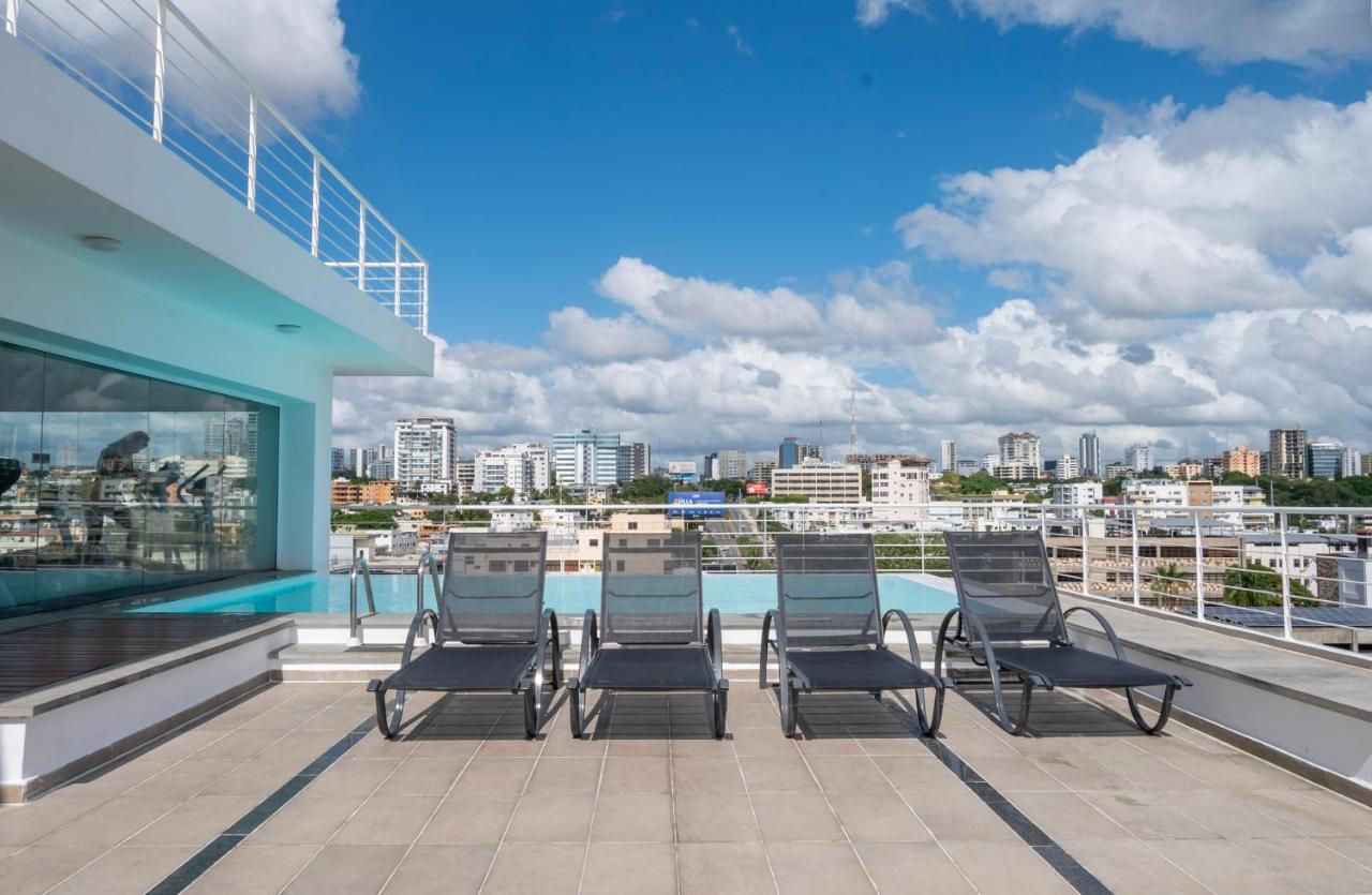 Lincoln Suite Santo Domingo Exterior photo
